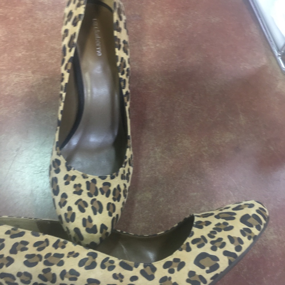 Liz Claiborne leopard print new heels